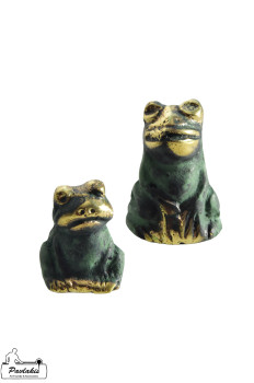 Statue Frogs upright