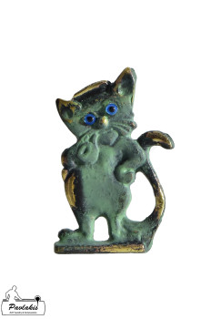 Statue Kitten with Pipe