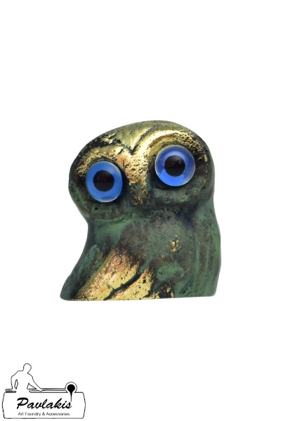 Owl statue with base massif D
